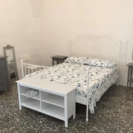 Salento - - Lecce *